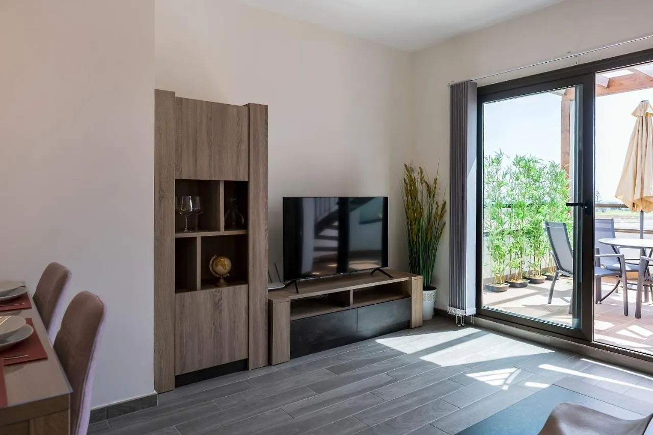 Casa Albatros - Luxurioeses Penthouse-Apartment Caleta De Fuste 0*,  Španělsko