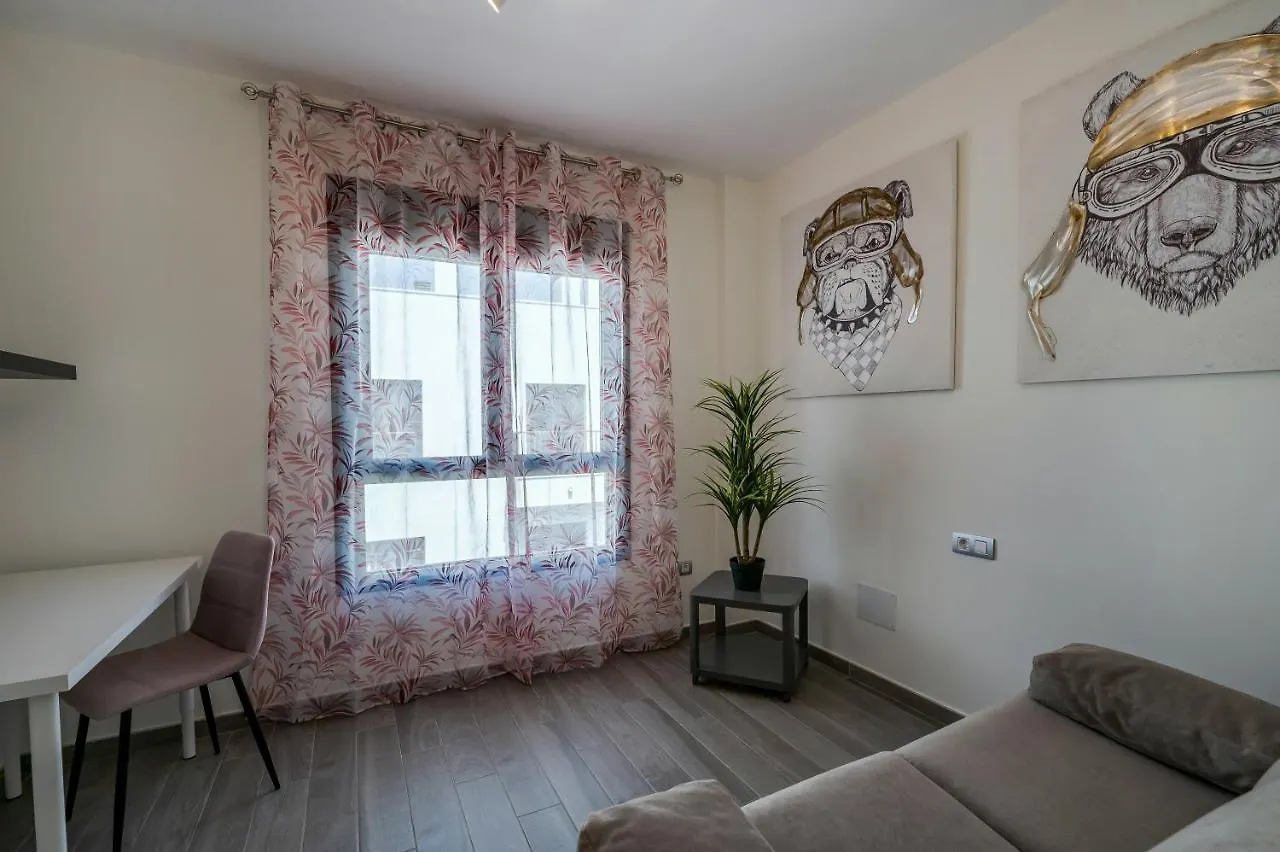 Casa Albatros - Luxurioeses Penthouse-Apartment Caleta De Fuste 0*,  Španělsko